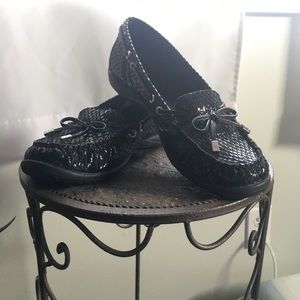 Vionic loafers